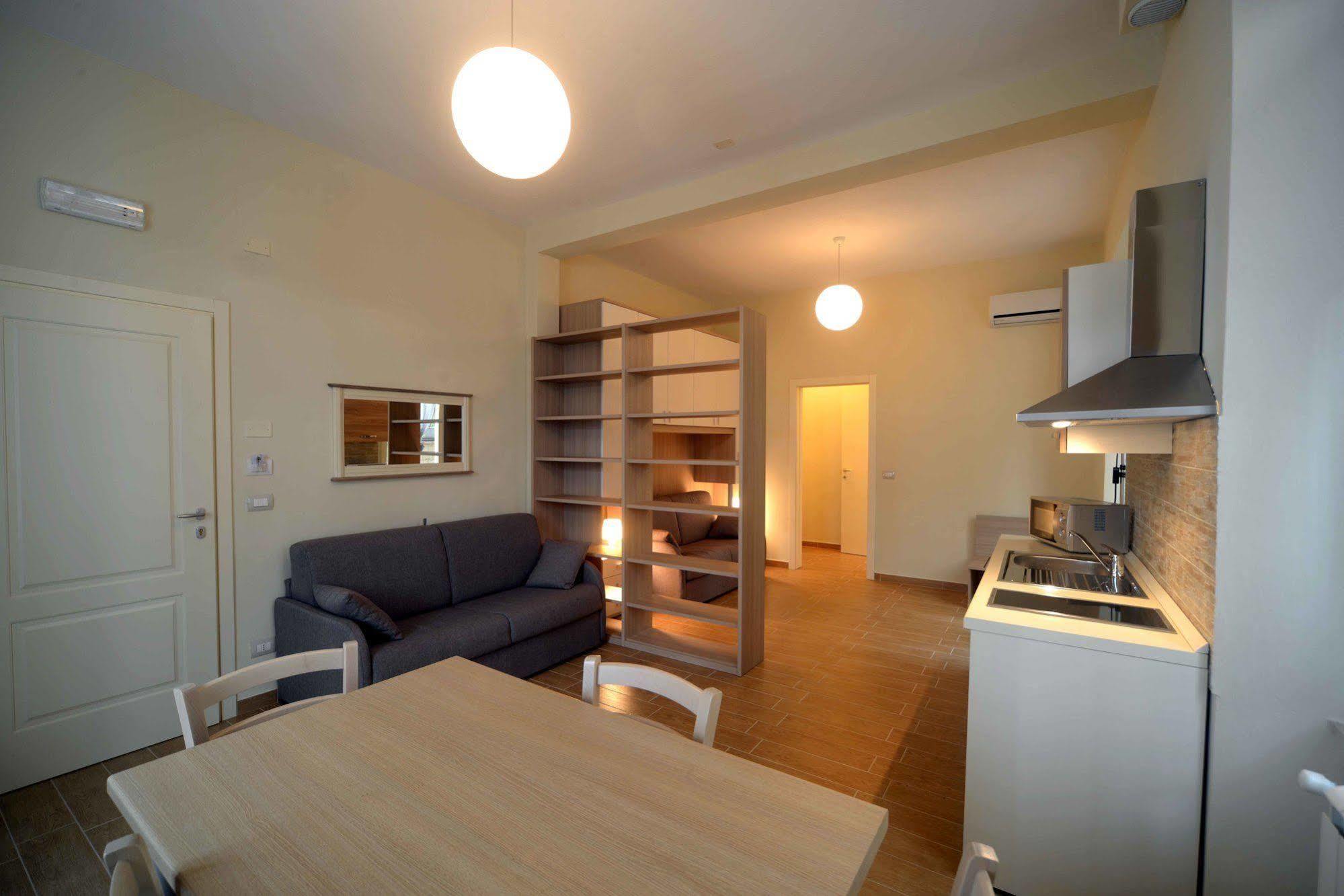 Zephiro Rta Aparthotel Montecatini Terme Bagian luar foto